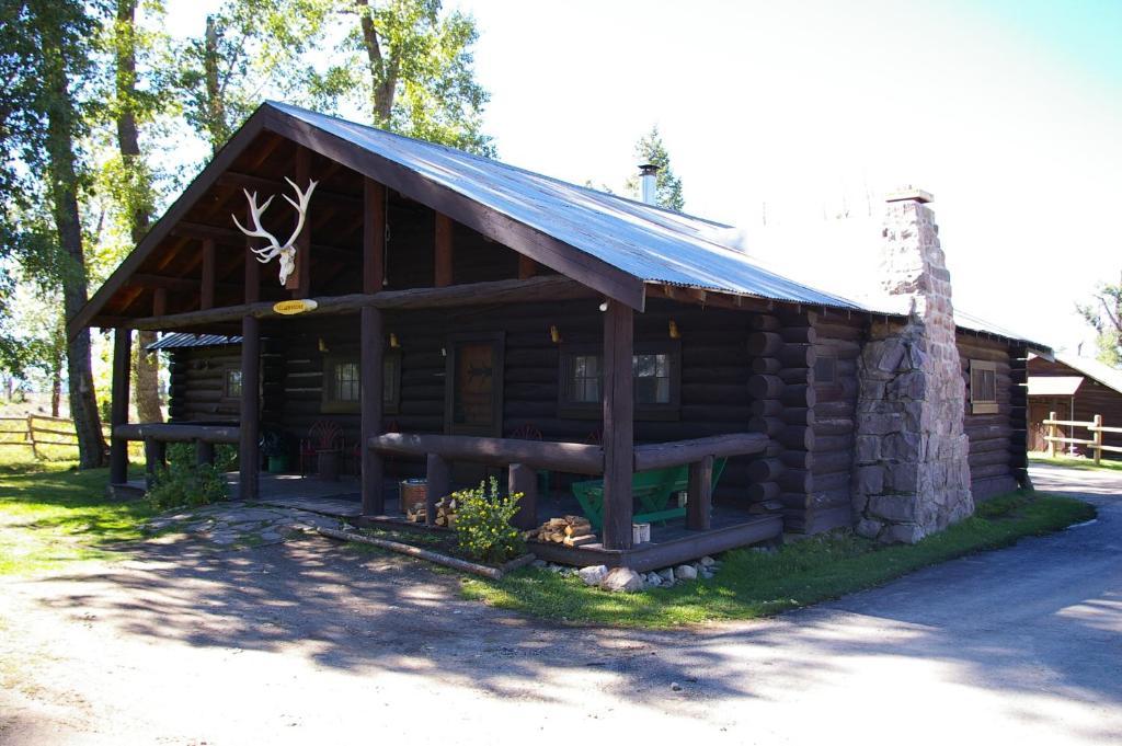 Parade Rest Ranch West Yellowstone Exterior photo