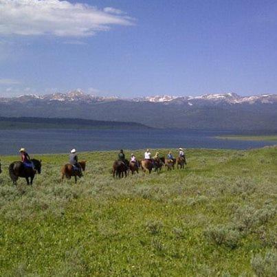 Parade Rest Ranch Hotel West Yellowstone Exterior photo